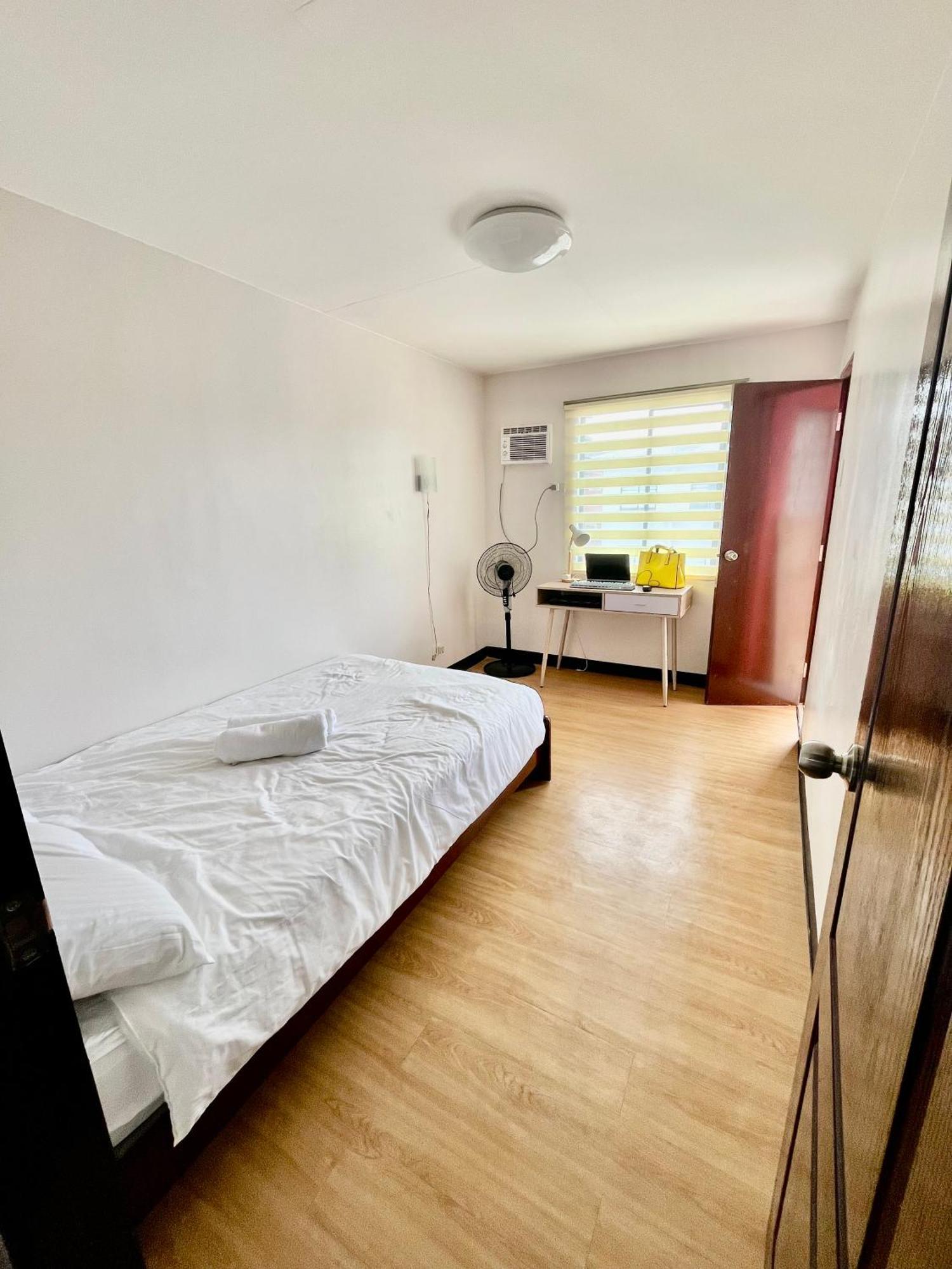 Soccour Homestay By Ekc Marilao Екстер'єр фото